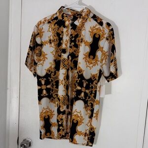 Luxurious Baroque Print Short Sleeve Button-Down Shirt